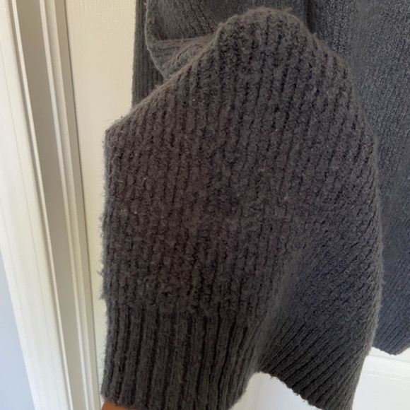 French Connection Oversized V-Neck Sweater - Picture 7 of 7